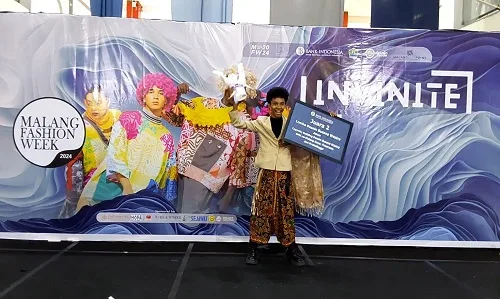 Siswa SMK Kartika IV-1 Malang, Berawal Hobi Menggambar, Ukir Prestasi di Dunia Fashion