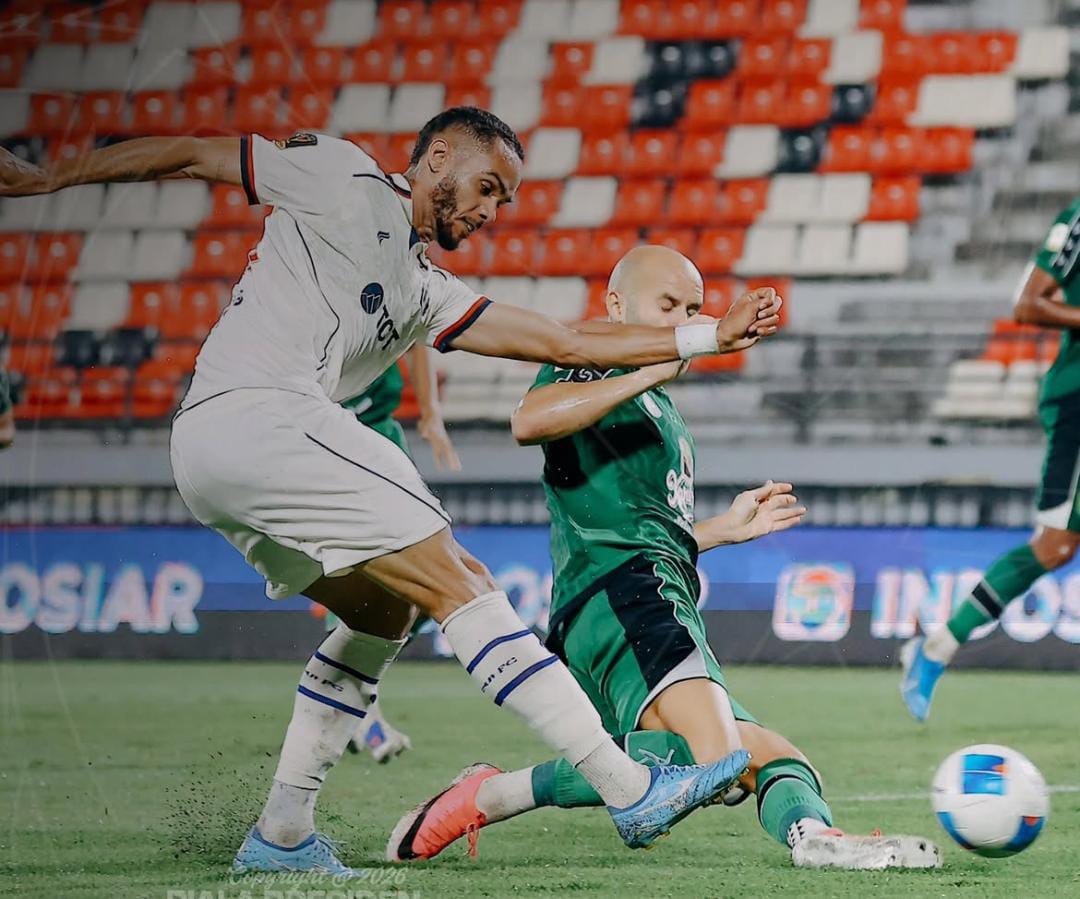 Plot Twist di Injury Time! Arema FC Dipaksa Gagal ke Final oleh Persebaya