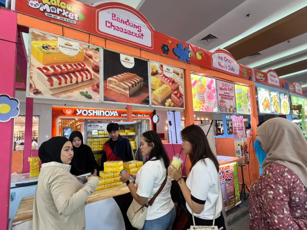 Nggak Perlu ke Blok M! Kalcer Market di Matos Bawa 40 Kuliner Viral
