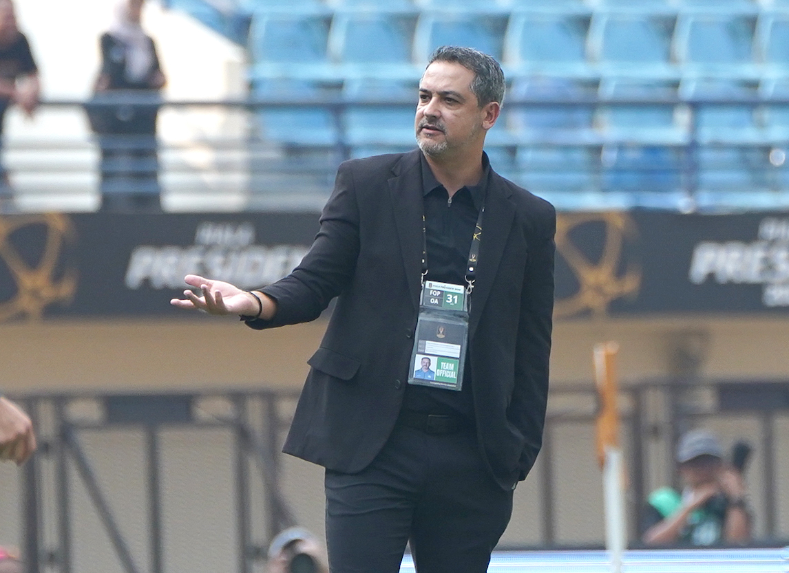 Auto Minta Maaf! Marcos Santos Buka Suara usai Arema FC Lagi-Lagi Kandas di Derbi Jatim