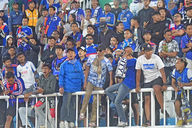 Kanjuruhan Full Vibes! Aremania Jadi Pemain ke-12 Arema FC