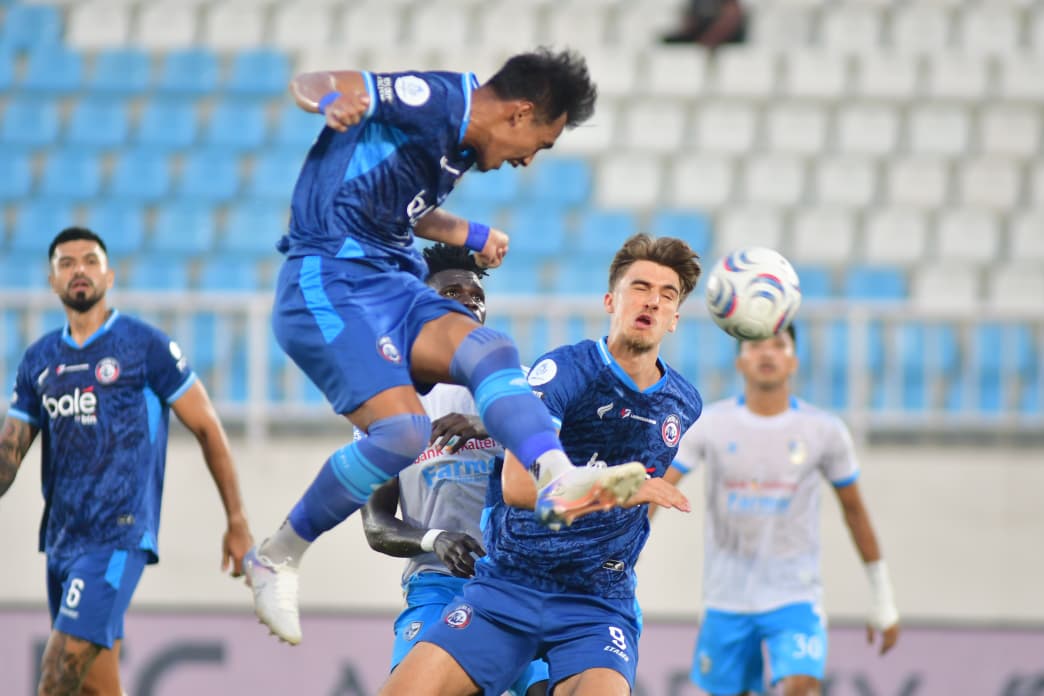 Start Nggak Kaleng-kaleng! Arema Hajar Isenmulang 4-0 di Kanjuruhan