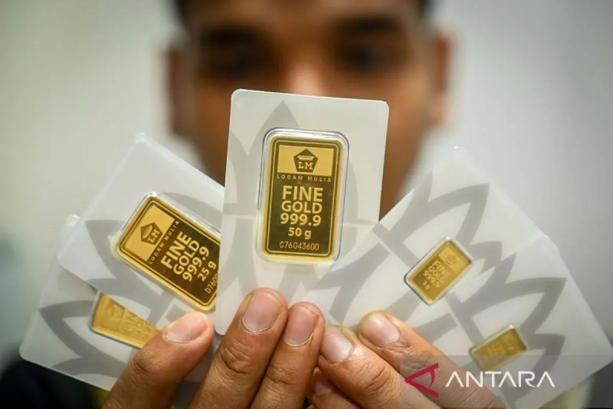 Harga Emas Antam Turun Tipis! Sekarang Rp2,602 Juta per Gram, Saatnya Borong?