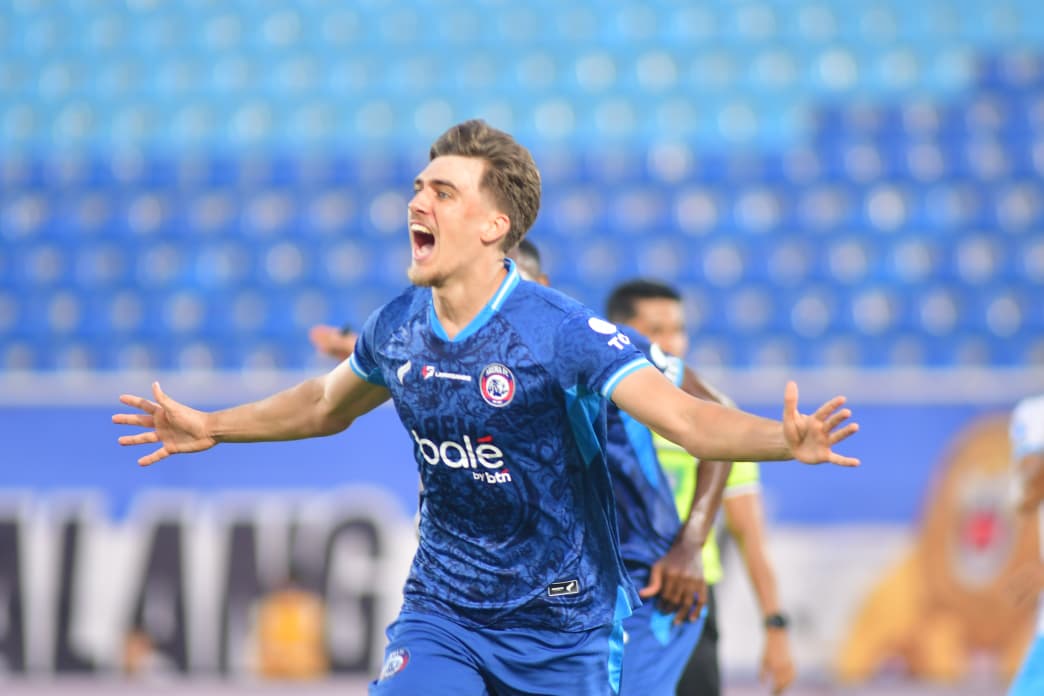 Jersey Koran? Arema FC Santai, yang Penting Klub Makin Sehat!